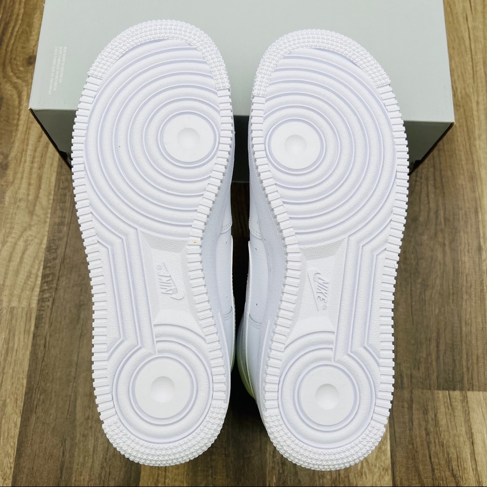 Nike Air Force 1 High - Picture 4 of 7